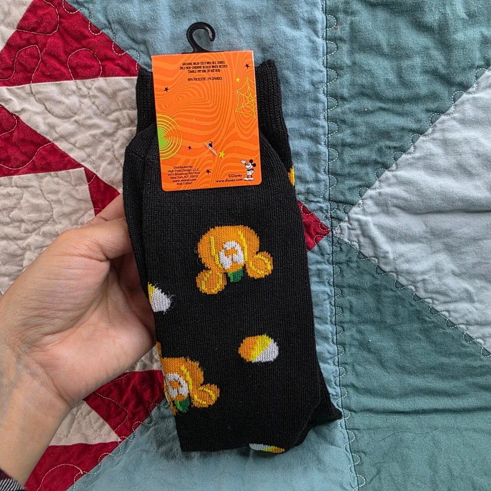 Disney Halloween So Corny Mickey Pumpkin Candy Corn Crew Socks Black NWT